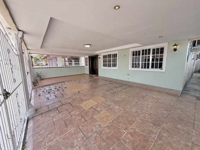 CASA EN ALQUILER – CHANIS, ALTOS DEL ROMERAL - Imagen 12