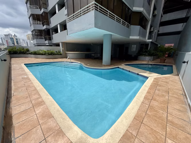 Venta de Apartamento en Tower One, Marbella - Imagen 6