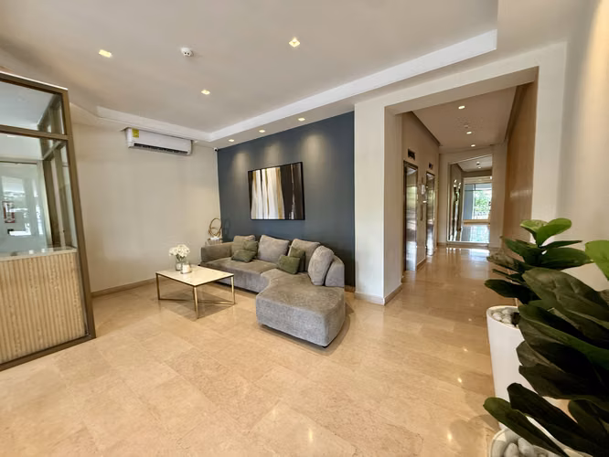 Venta de Apartamento en Tower One, Marbella - Imagen 9