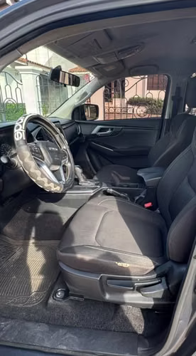 D-MAX 2024  AUTOMATICO 4X4 EN 25,995 al CREDITO o al CONTADO - Imagen 9
