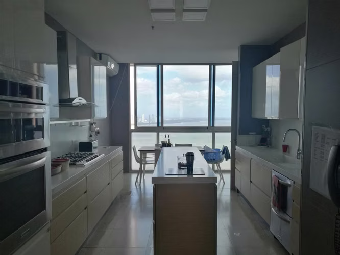 Venta de Apartamento en Punta Pacifica Ph Aqualina JV