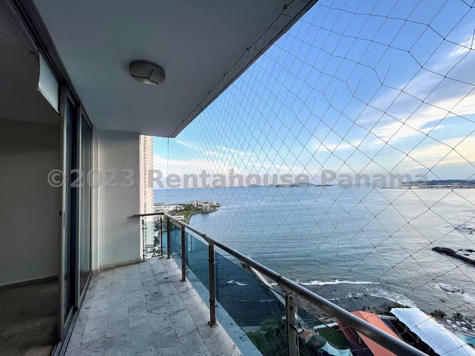 Venta de Apartamento en Punta Pacifica Ph Aqualina Tower JV