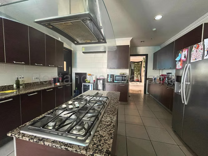 Venta de Apartamento en San Francisco Ph Pacific Bay JV