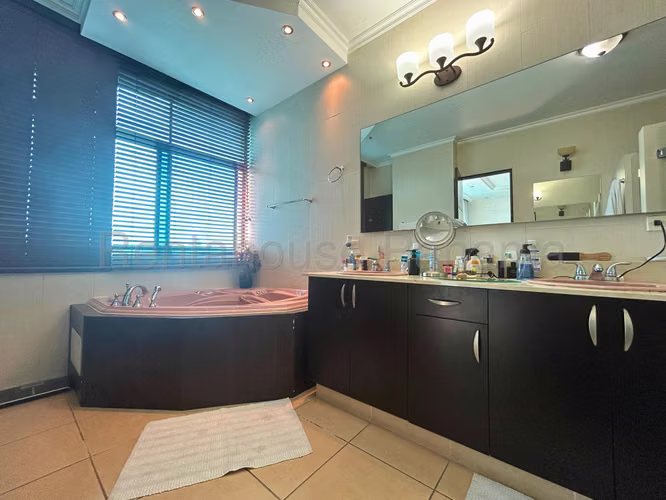 Venta de Apartamento en San Francisco Ph Pacific Bay JV