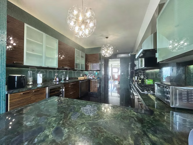 Venta de Apartamento en Punta Pacifica Ph Aqualina JV