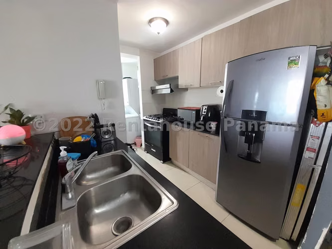 Venta de Apartamento en Carrasquilla Ph Coral Towers EC