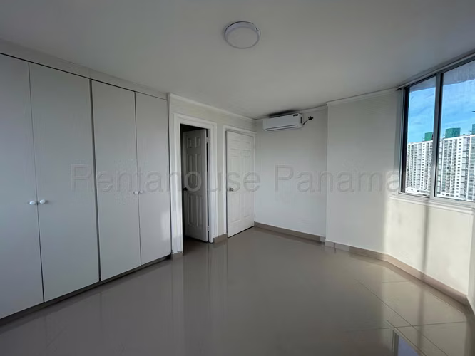 Venta de Apartamento con Línea blanca en Via España Ph Brisas de San Fernan EC