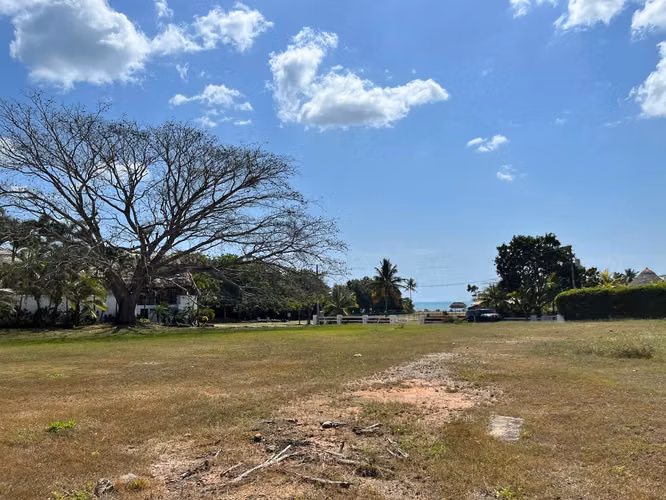 Rio Hato. Quintas Sol y Mar. Terreno 3232mts $420,000.00neg - Imagen 6