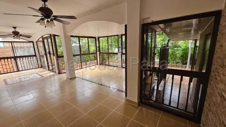 Venta de Casa en San Francisco Loma Alegre