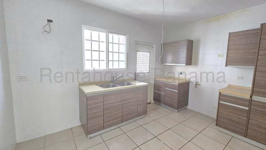 Venta de Casa en Brisas Del Golf J1271GRR - Imagen 5