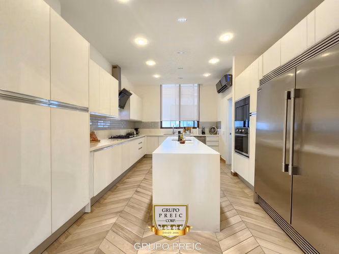 Apartamento en alquiler Punta Pacifica Ocean Reef amoblado CC