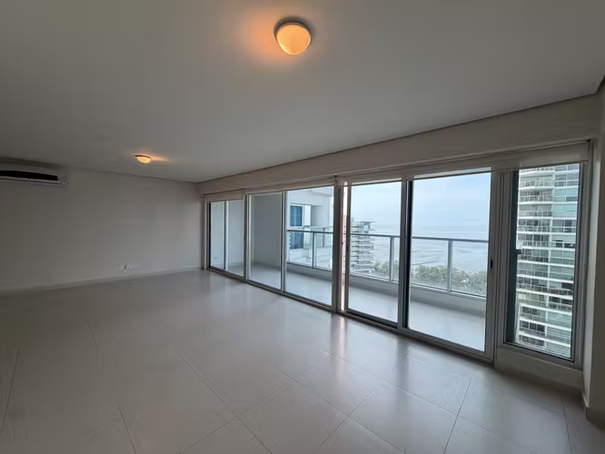 APARTAMENTO EN ALQUILER – PH PARKSIDE, COSTA DEL ESTE - Imagen 5