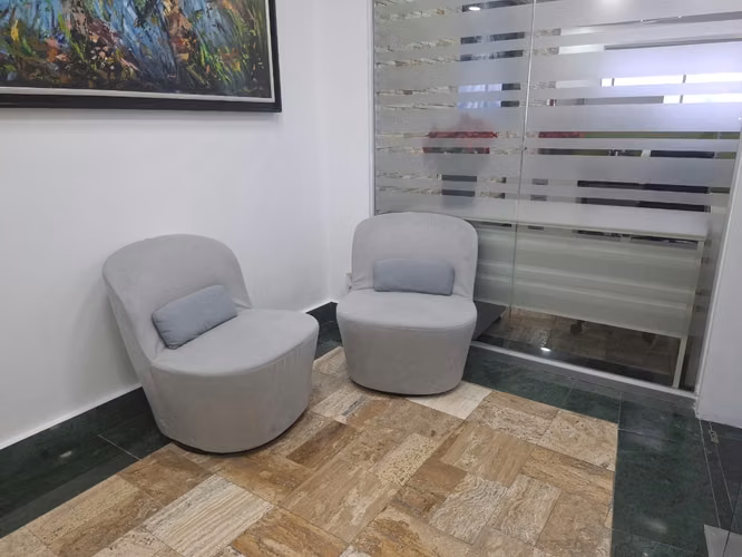 ALQUILA EN F&F TOWER | OFICINA AMOBLADA CON VISTA PANORÁMICA - Imagen 11