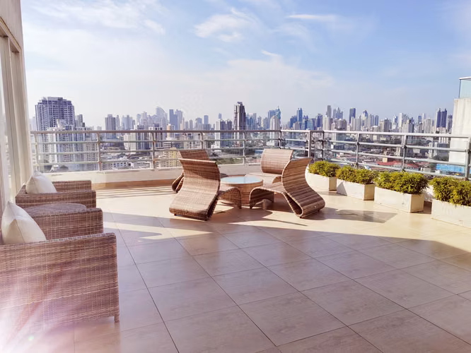 ALQUILO APARTAMENTO EN EL INGENIO – FRENTE A LA ESTACIÓN DEL METRO  | $950