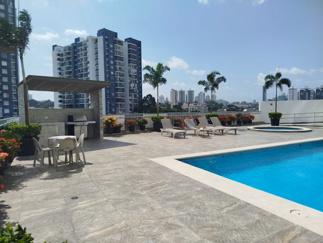 Apartamento Semiamoblado en PH Metro View | 2 Recámaras y 2 Parking - Imagen 15