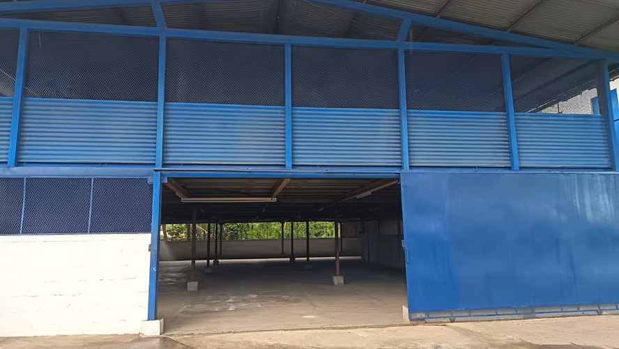 Alquiler de Galera en Pueblo Nuevo - Imagen 4