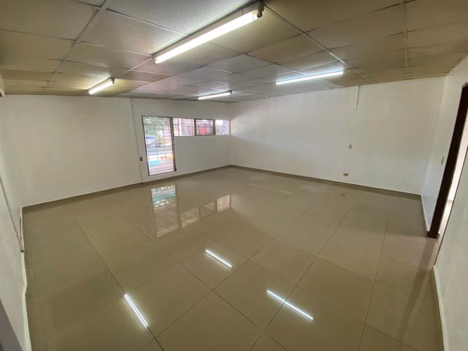 Casa en Venta en San Antonio – $165,000