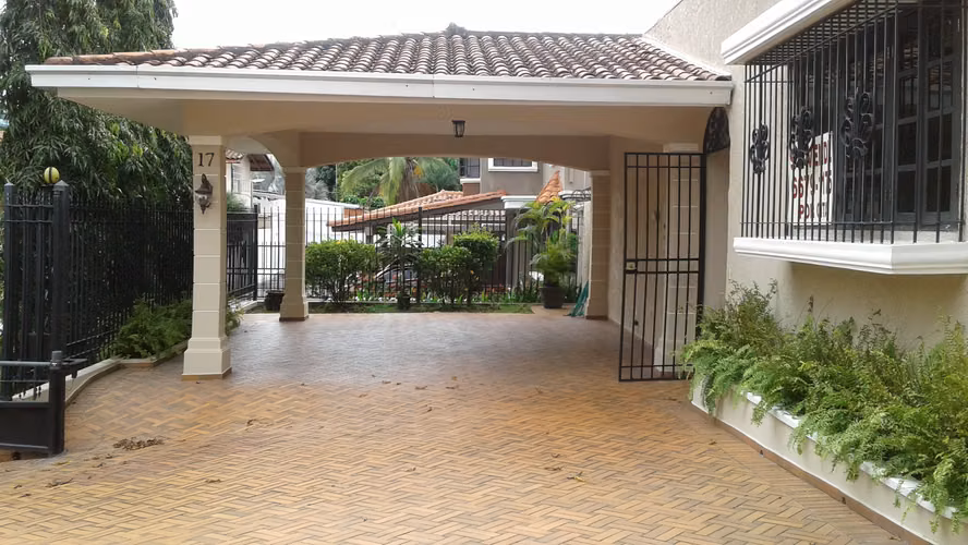 Casa en Venta y Alquiler – Hato Pintado, Lujosa y Remodelada - Imagen 10