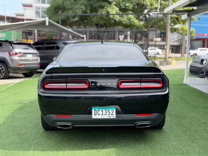 Dodge Challenger 2016