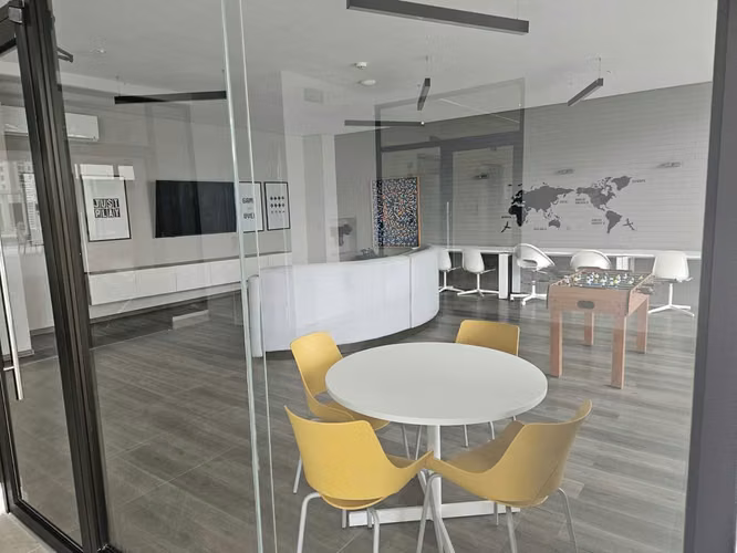 C436J SE ALQUILA AMPLIO APARTAMENTO CON LINEA BLANCA EN CONDADO DEL REY - Imagen 18