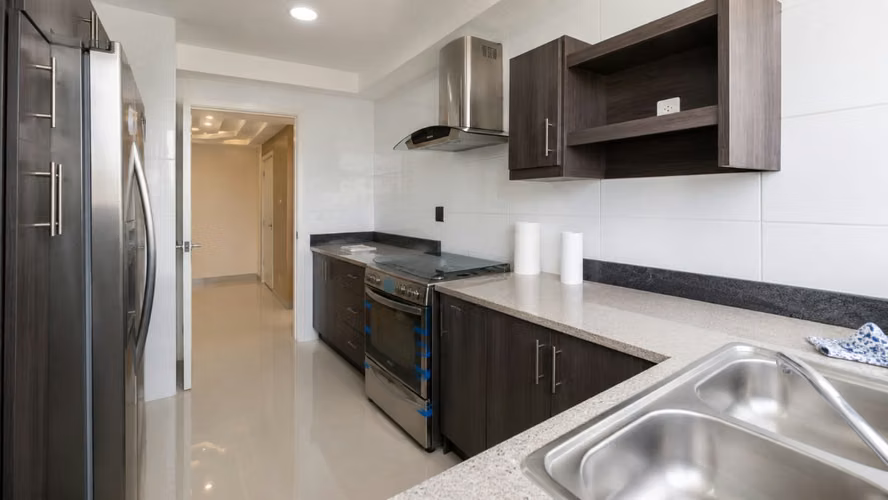 Apartamento en El Cangrejo I con amplios espacio y balcón