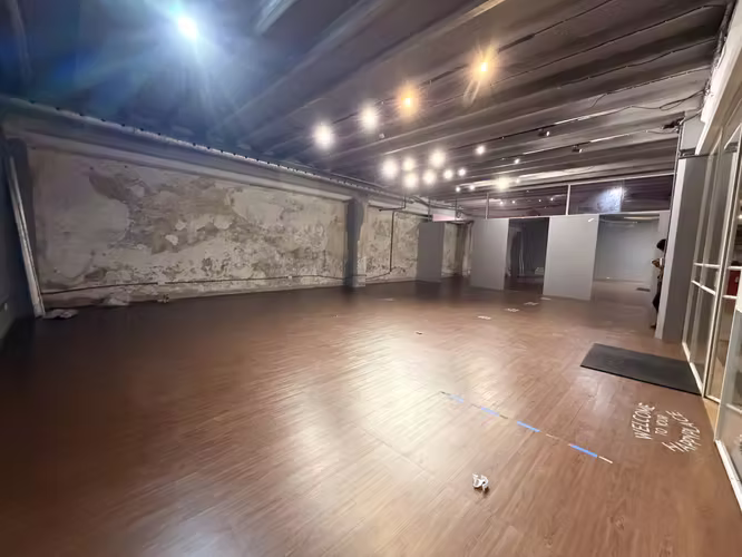 LOCAL COMERCIAL EN ALQUILER – BAZAR FRANCÉS | CASCO ANTIGUO
