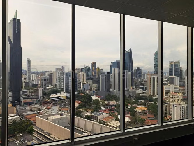 Alquiler de Oficina Comercial en Avenida Balboa I5833GRR - Imagen 8