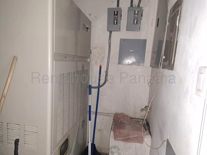Alquiler de Oficina Comercial en Avenida Balboa I5833GRR - Imagen 10