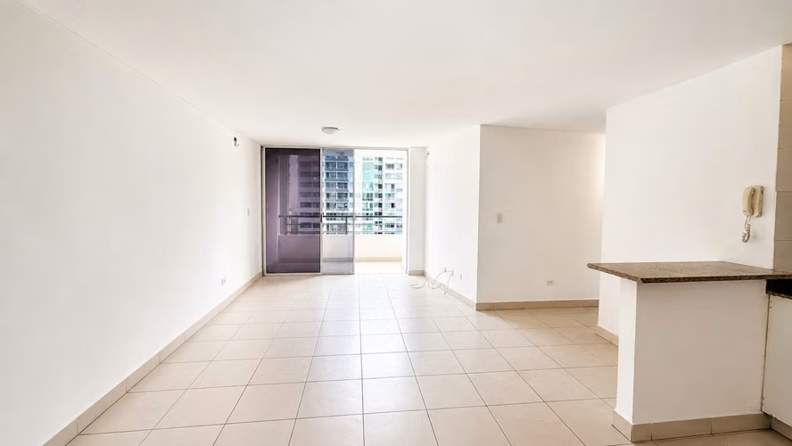 Apartamento en Venta en Transístmica de 2 Recámaras – PH Central Park