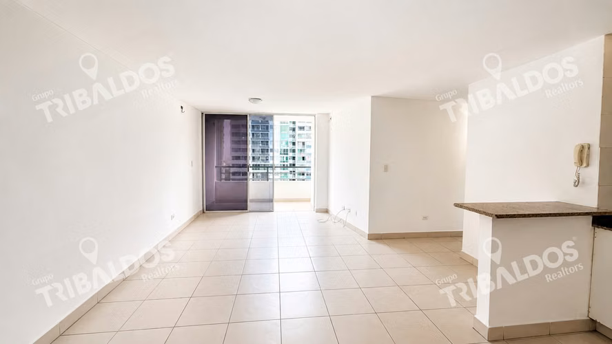 Apartamento en Venta en Transístmica de 2 Recámaras – PH Central Park