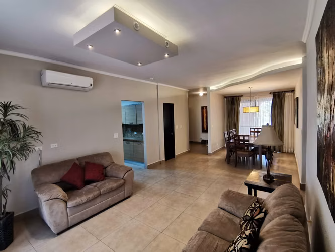 Apartamento en Albrook I con balcón y excelente distribución - Imagen 2