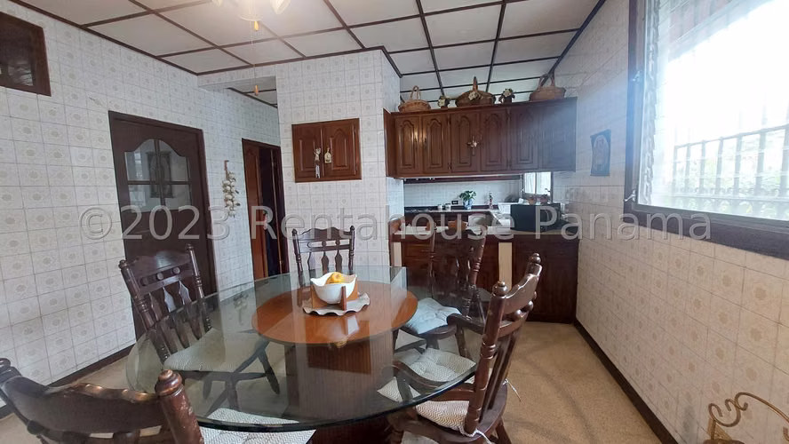 VENTA casa con piscina  en Altos del Golf. 1014m2 - Imagen 5