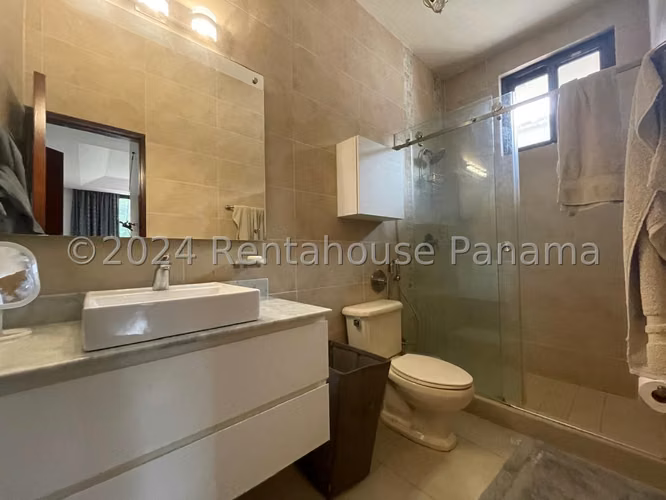 LGU-Venta de casa en Clayton, PH Embassy Club. - Imagen 13
