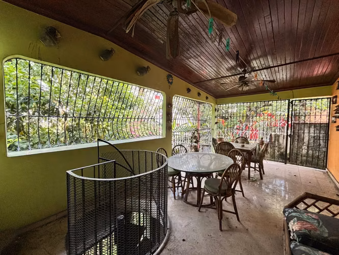 Oportunidad de Inversión: Amplia Casa en Venta – Villa Rica - Imagen 11