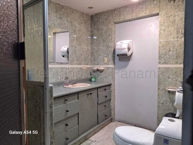 Vendo Casa Comercial de 375 m² en San Francisco 27-650GG