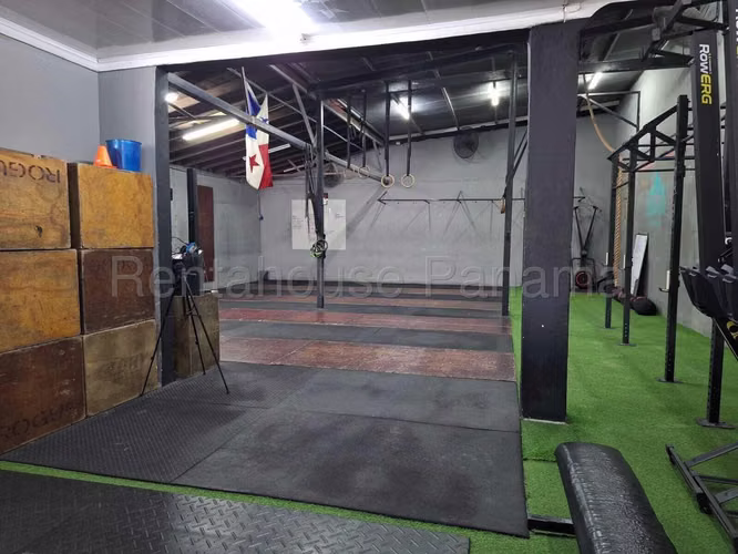 Vendo Casa Comercial de 375 m² en San Francisco 27-650GG