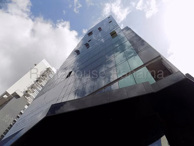 Se Vende Apartamento en San Francisco DPA27-1344