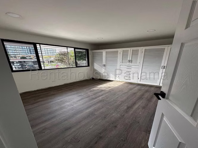 Propiedad de 548 m² de terreno, con 5 apartamentos en San Francisco 27PPM1336 - Imagen 9