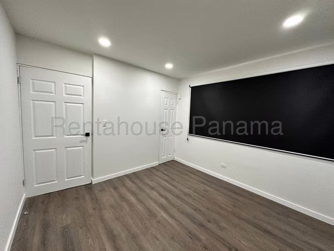 Propiedad de 548 m² de terreno, con 5 apartamentos en San Francisco 27PPM1336 - Imagen 6