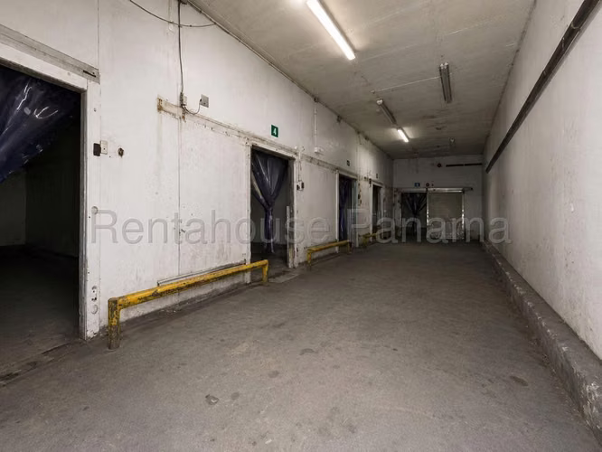 Alquiler de bodega/galera en Zona Industrial de Juan Diaz - Imagen 15