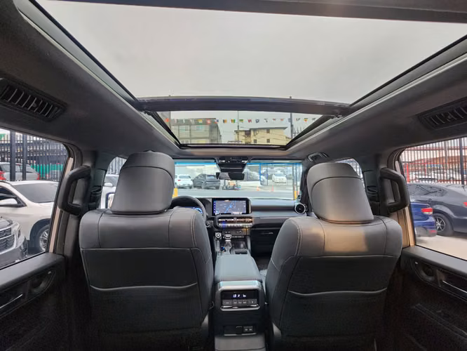 Toyota Land Cruiser Prado VX 2025 - Imagen 7