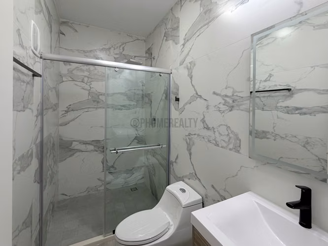 Apartamento Amoblado de 2 Recámaras en Alquiler en Avenida Balboa – 119 m² con Vista al Mar - Imagen 17
