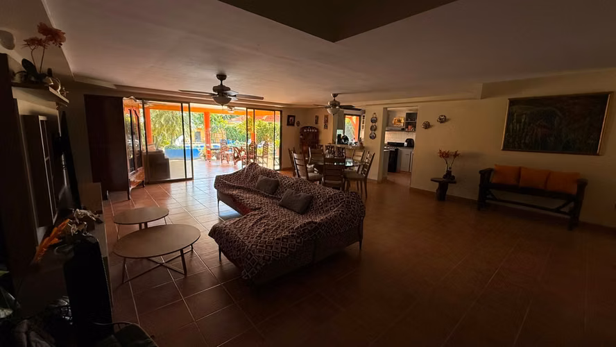 Coronado. Casa 1200mts 5r 4b piscina $495,000.00 neg - Imagen 8