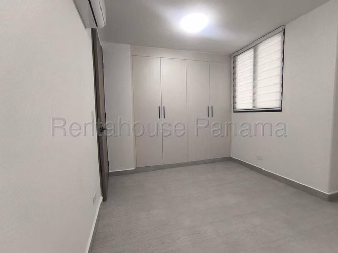 Apartamento a estrenar en Alquiler Condado del Rey - Imagen 8