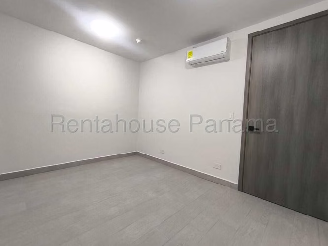 Apartamento a estrenar en Alquiler Condado del Rey - Imagen 9