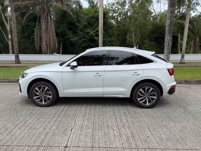 2023 AUDI Q5 Sportback 40TDI