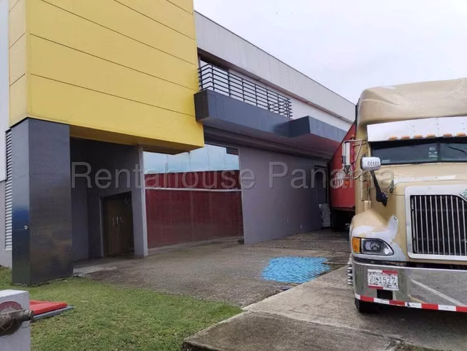 Bodega en venta en Zona 1 del complejo Terminal Industrial en Juan Diaz
