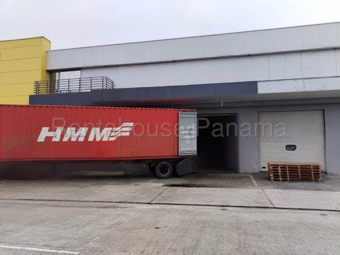 Bodega en venta en Zona 1 del complejo Terminal Industrial en Juan Diaz