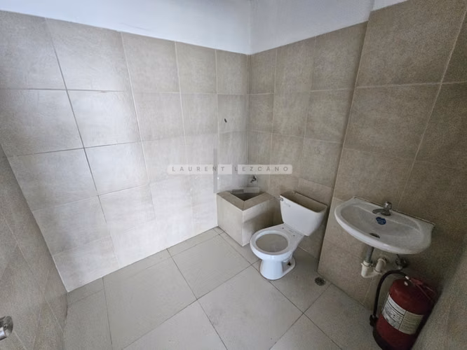Venta de Local Comercial en Condado del Rey - Primer Piso. Haga una oferta - Imagen 5