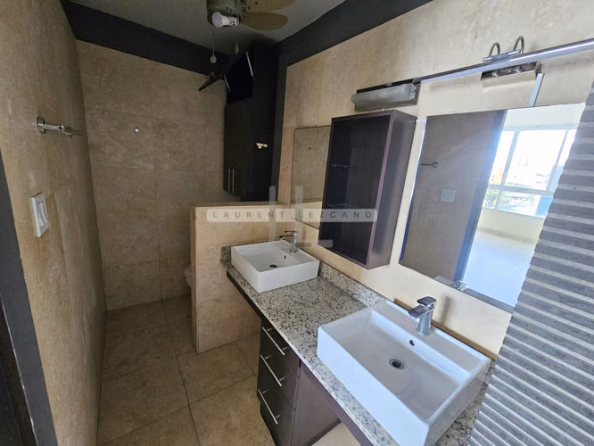 Venta Apartamento de 183 mt2 en PH Pacific Coast - San Francisco. Haga su oferta - Imagen 9